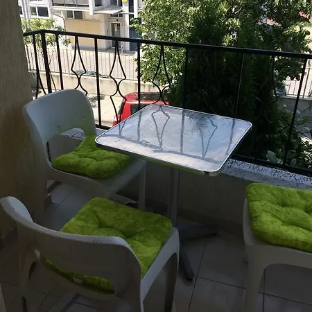 Apartment In Azzuro