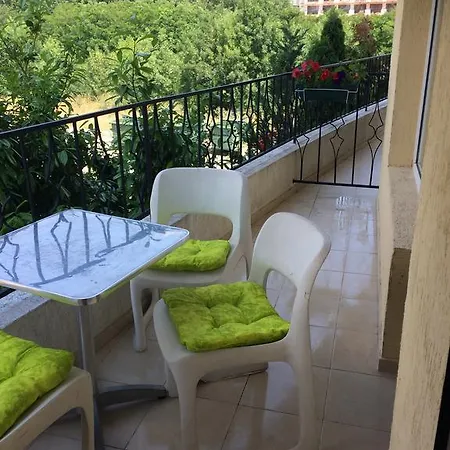 Apartment In Azzuro *